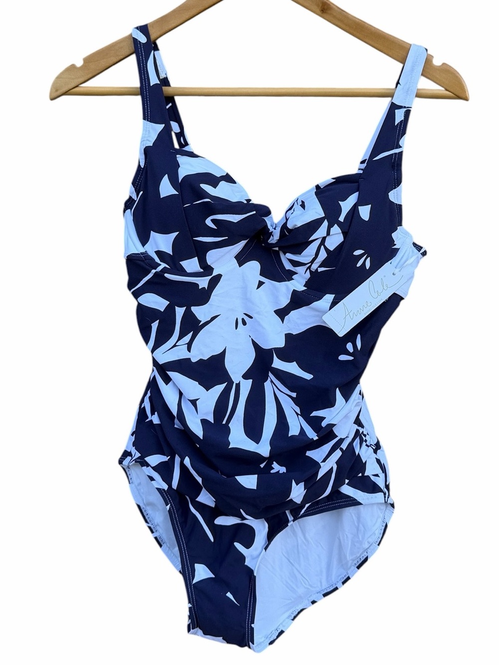 Anne Cole Navy blue & White Floral One-Piece Swimsuit underwire bra size 6 NEW
